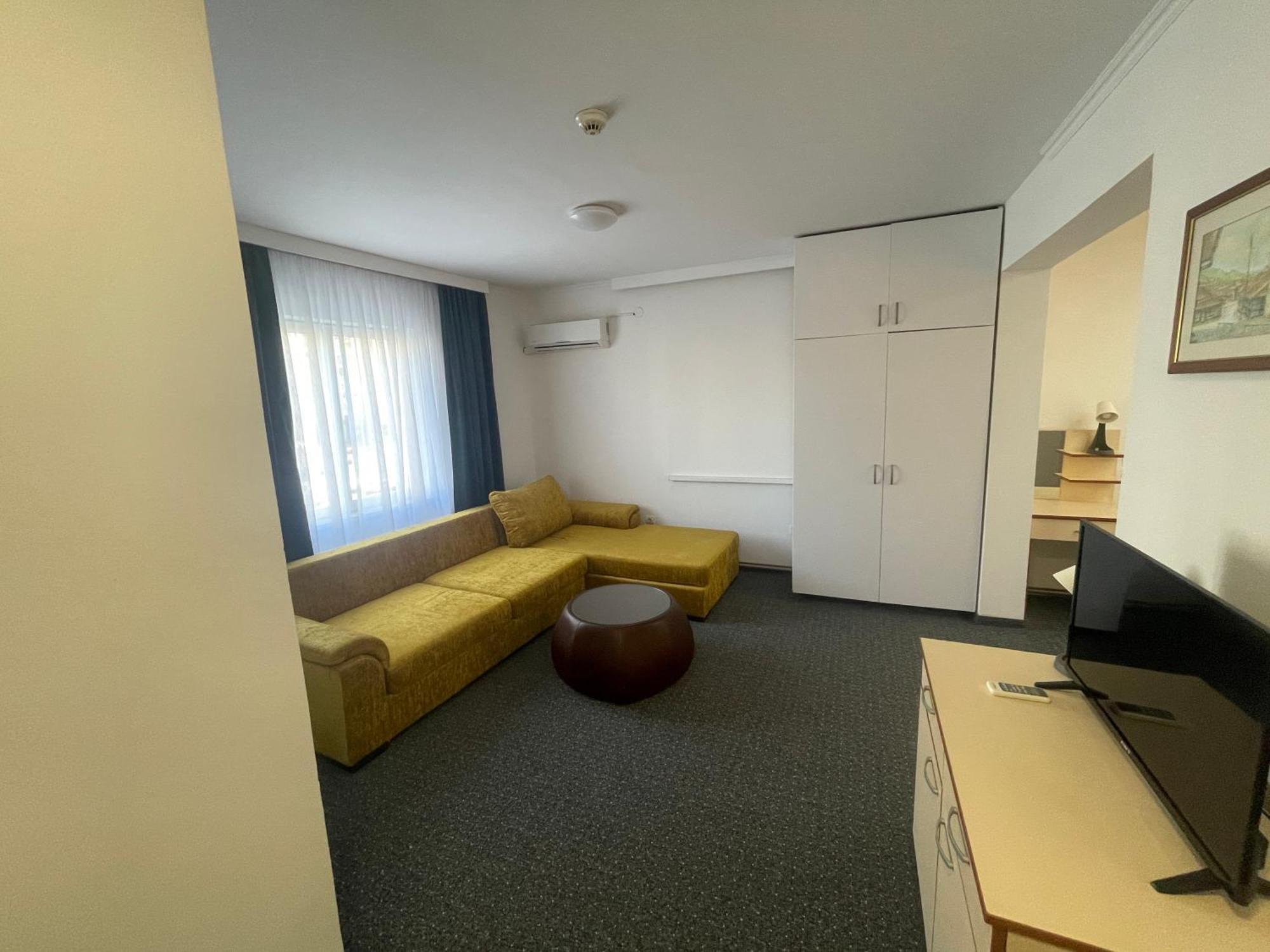 Hotel Ada - Otoka SJJ Buitenkant foto