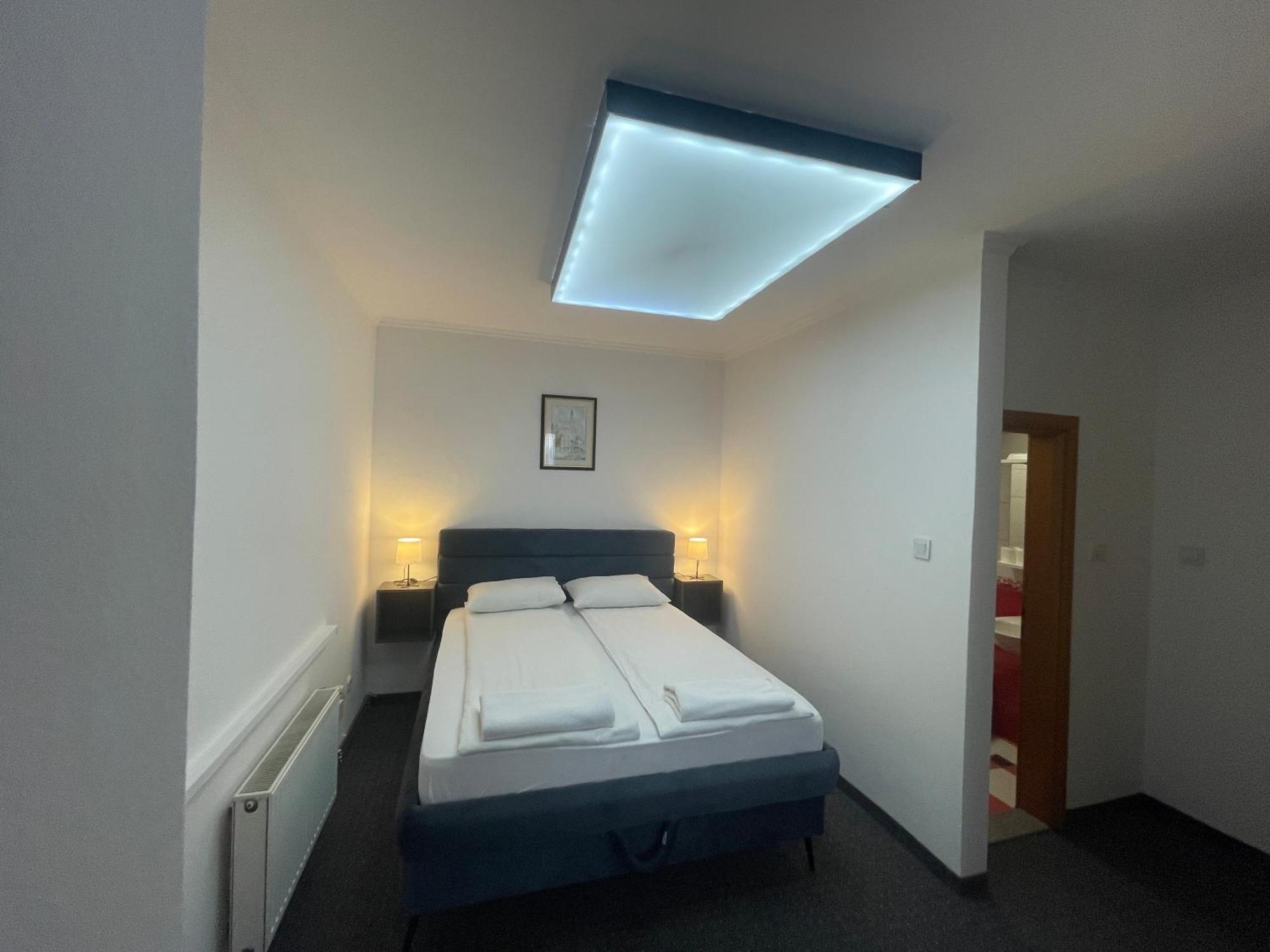 Hotel Ada - Otoka SJJ Buitenkant foto