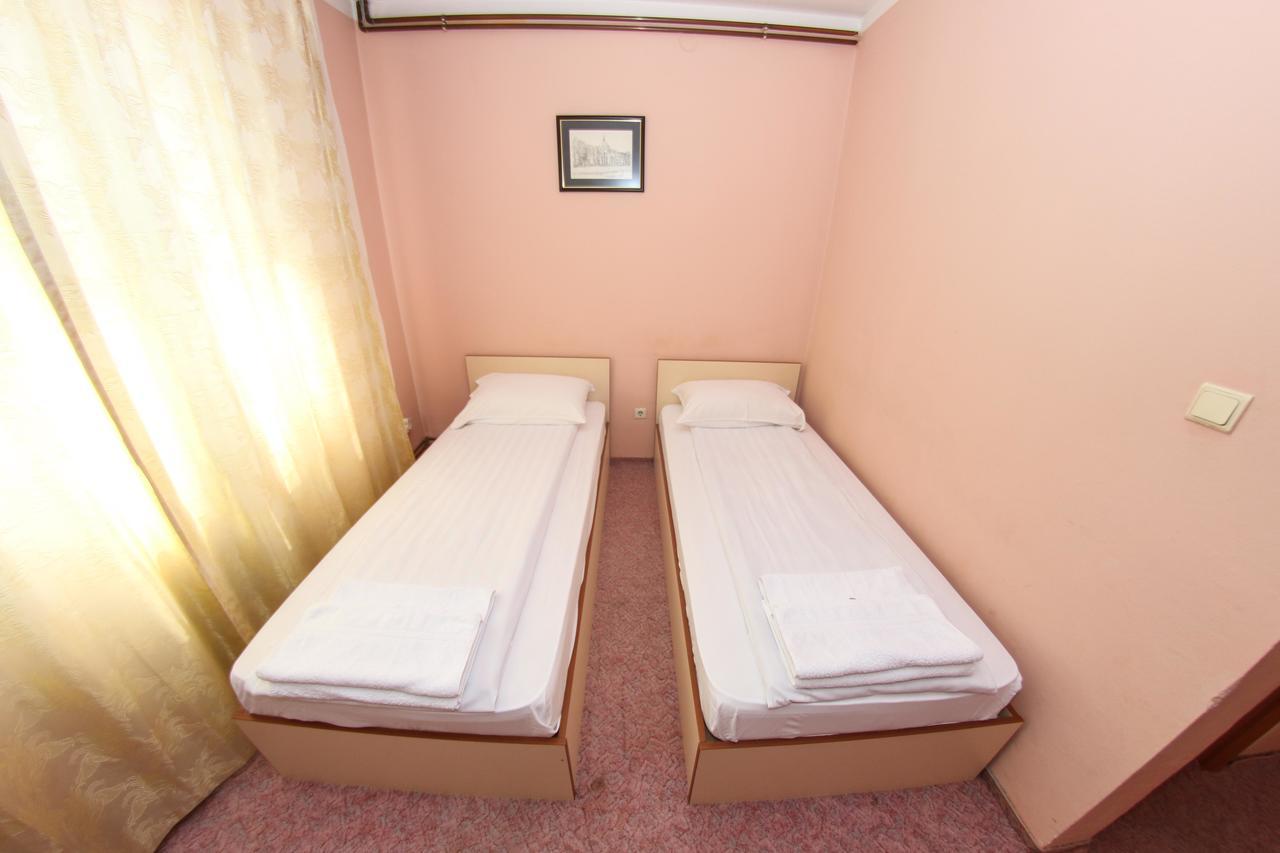 Hotel Ada - Otoka SJJ Buitenkant foto