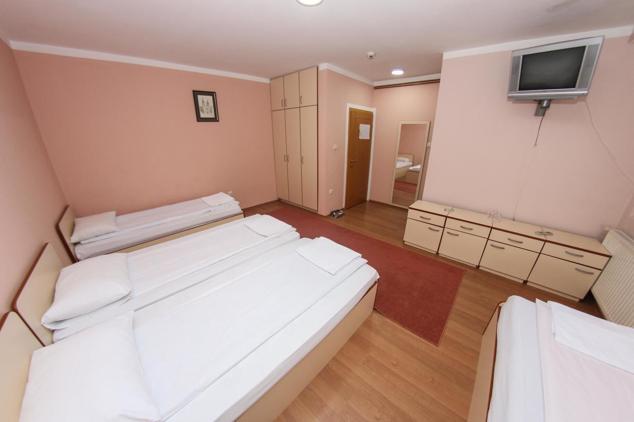 Hotel Ada - Otoka SJJ Buitenkant foto